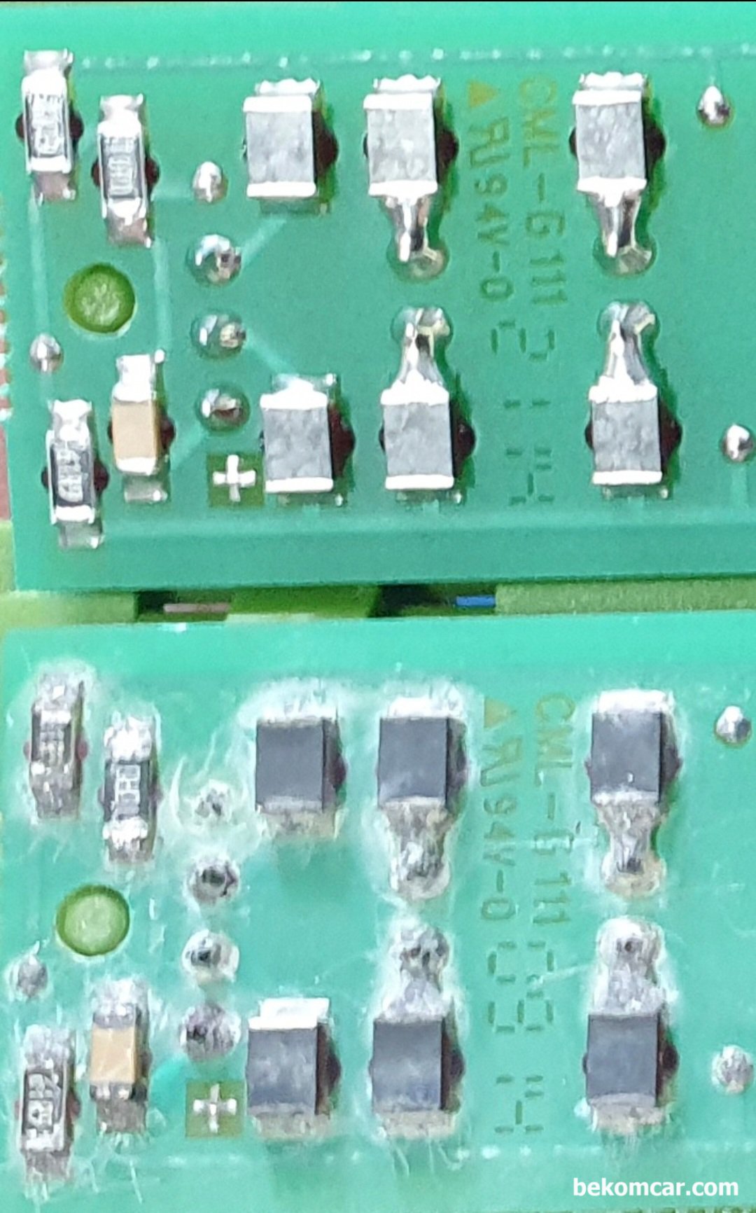 캔 통신 에러 종단저항 측정기록, 마세라티 기블리 사례, 캔 통신 종단 저항 60옴 ×2개 =120옴 회로설계가 되는경우도 있다. GM 크라이슬러 피아트 마세라티 등 차량에서 흔하게 발견된다. 수분침투로 부식된 모듈코넥터 와 vs. 마세라티 기블리 중고차에서 탈거해서 구매한 회로기판 비교이다. 수분침투는 오래두면 대부분 전기적 고장이 생길수 있다. 이번 마세라티 기블리 캔 통신에러도 수분침투가 원인이다.|بيكومكار (bekomcar)