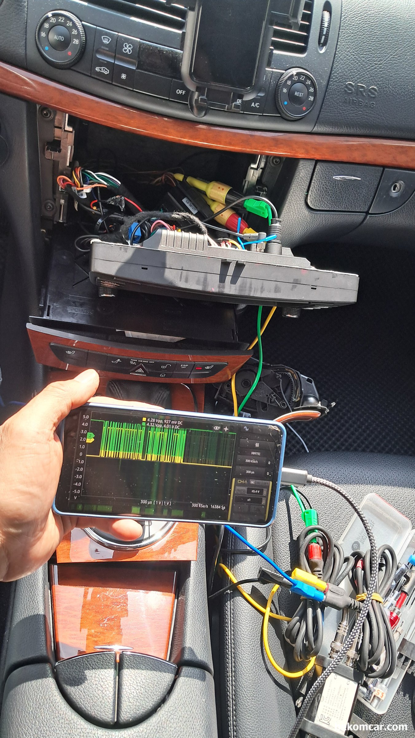 E200K 캔 통신 에러관련 기초자료 진단기록, UCP 9028 & CAN 930E등, 2007년 메르세데스 밴츠 W211 E200K  UCP 9028 & CAN 930E 기초 진단 자료이다. AGW (오디오 모듈) 부분에 다수의 통신 라인이 확인되고 그중에 CLASS B 등급 캔 통신이 확인된다.|贝科姆汽车 (bekomcar)