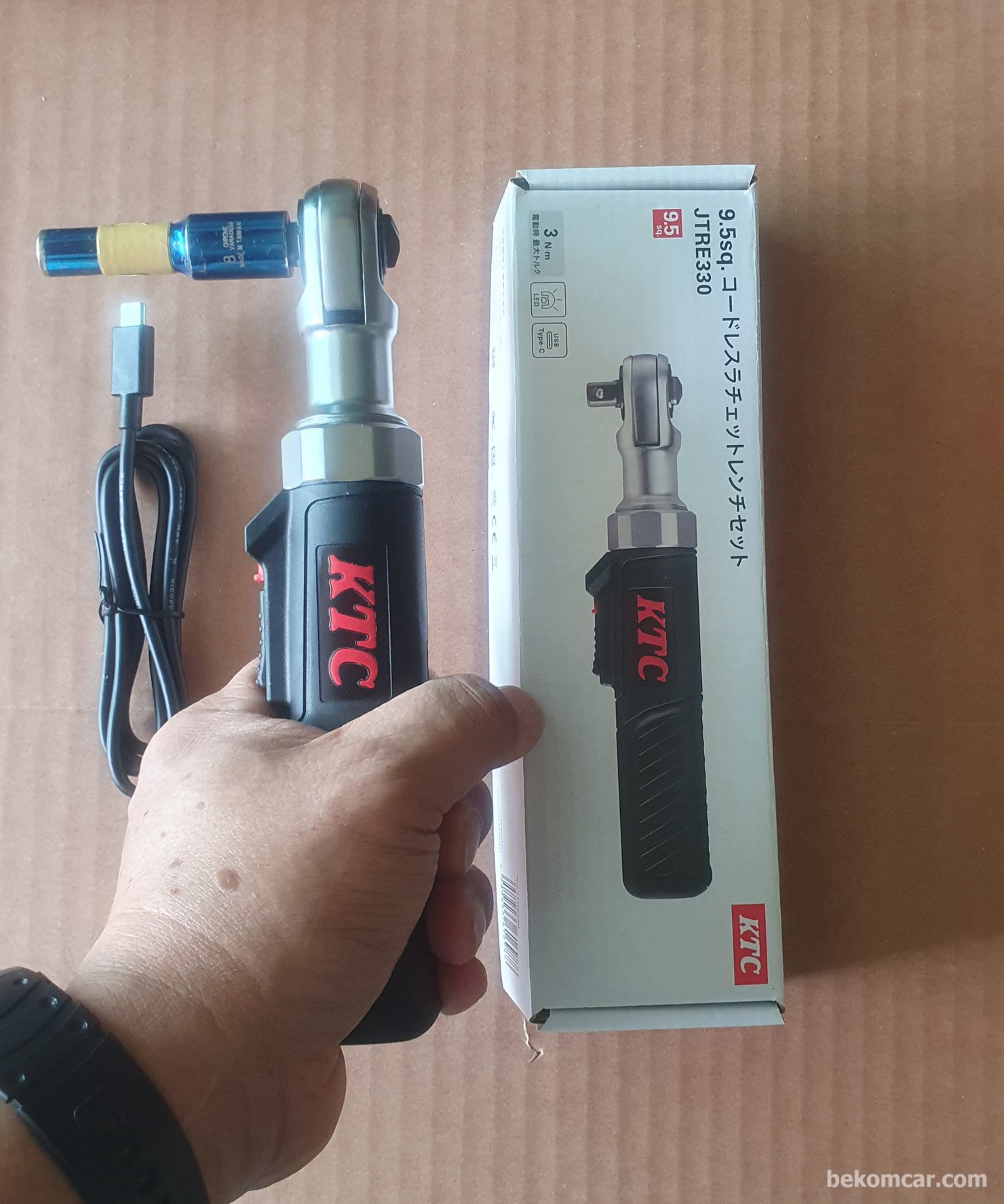 Click for slide show JTRE330, KTC, Cordless Ratchet Wrench|bekomcar.com