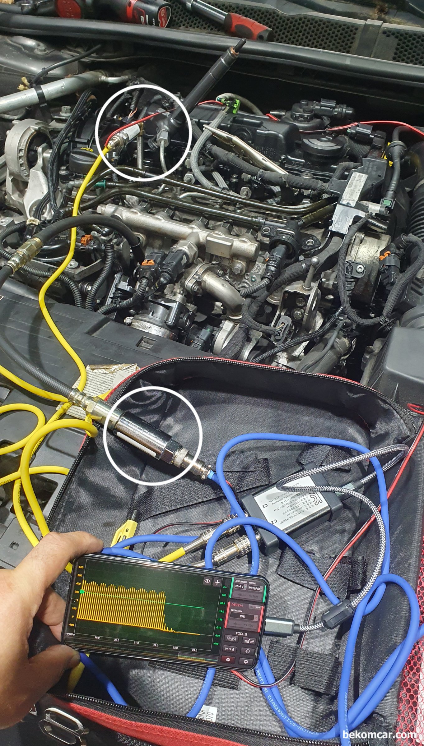 ROTKEE PS100 디젤엔진 실린더압축압력센서 아답터, 인젝터 & 예열플러그, 베콤카 워크샵중에 실제 차량에서 PS16 압력센서와 PS100 디젤압력센서 를 활용하여 차량진단을 하고 있는 과정이다. 이때 디젤엔진에 사용한 PS100 아답터는 인젝터에 장착하는 형태이다.|ベコムカー (bekomcar)
